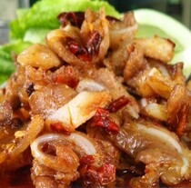 Jinshentang spicy pig crispy bone vacuum packaging snacks cooked food moon crispy bone spicy crispy meat 400g