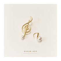 EAVAN ACC Night Chapter 7 ASYMMETRICAL NICHE DESIGN SENSE GOLD PLATED METAL PEARL SHAPED EARRINGS