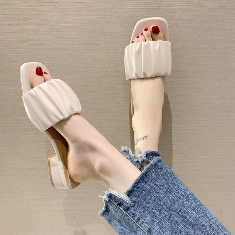 Women's Summer Sandals for Outdoor Wear 2025 New Fashion Chunky Heel Small High Heel Fairy Style Matching with Skirts Slip-On Leather Sandals