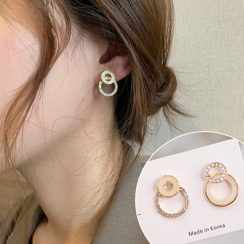 Lady Wind Han Edition Asymmetric earnails feminine Korean personality hundred earrings earrings