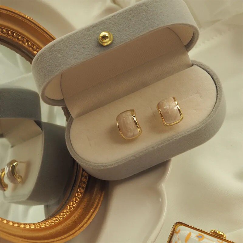 Fall new vintage retro glazed white S925 pure silver ear needle temperament Fins small crowdsourced antique ear ring earrings woman