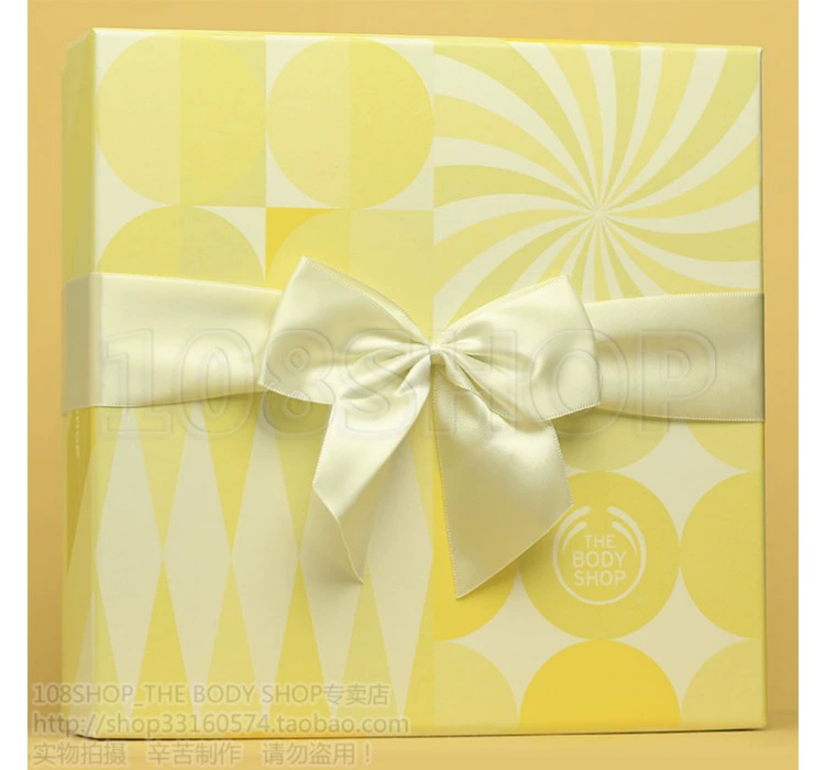 Anh THE BODY SHOP Moringa Flower Body Wash Body Cream Scrub Body Care 5 Piece Set Hộp quà tặng