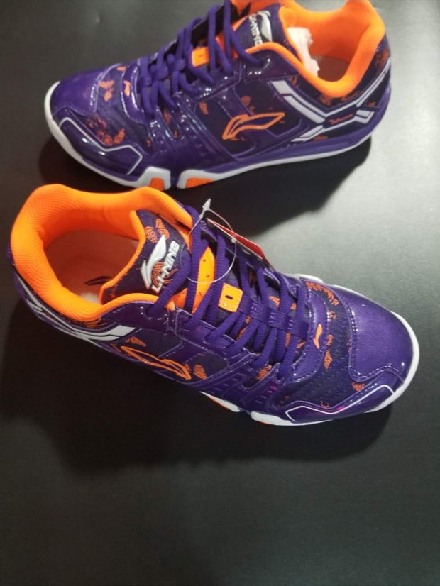 Mã bị hỏng Giày cầu lông Li Ning Giày nam và nữ chính hãng siêu nhẹ thoáng khí chống trượt Giày chống trượt AYTL067-1 07 giày thể thao gucci