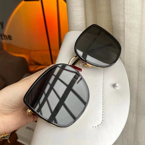 Брендовые солнцезащитные очки на солнечной энергии, 2024 года, изысканный стиль, защита от ультрафиолета, по фигуре