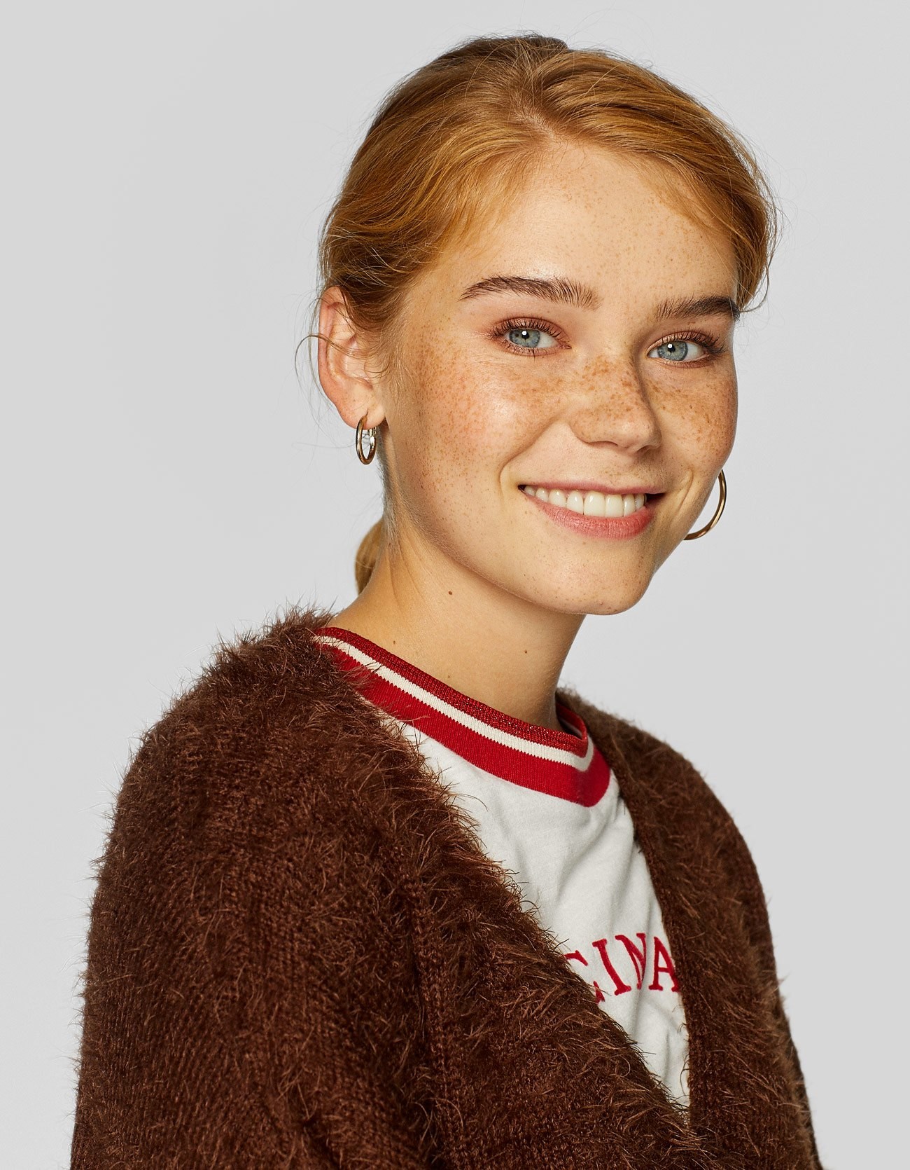Giảm giá thu đông Stradivarius phiên bản ngắn cổ chữ V sang trọng dài tay áo cardigan nữ 05199777401 áo len cổ lọ form rộng