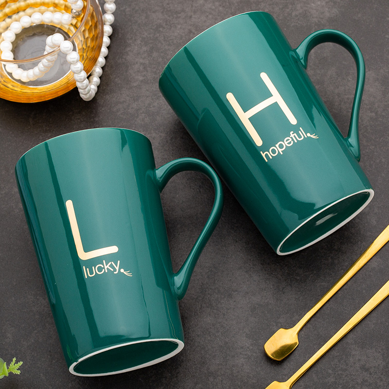 Men and women lovers ceramic keller with spoon, creative trend household move ultimately responds cup of milk coffee cups