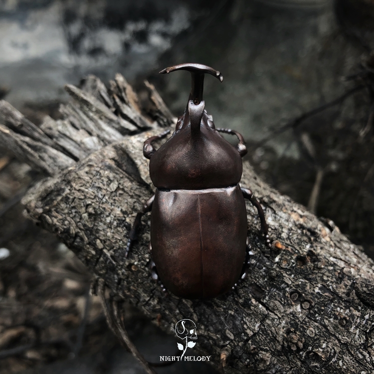 Night Song Studio Red Copper Original handwork Realistic Reduction Solo Corner Fairy Table Pendulum to Play Model