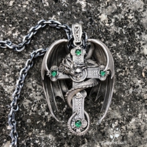 Nightsong Studio 925 Silver Original Handcraft Magic Gothic Magic Dragon Cross Necklace Pendant Pendant Trinket