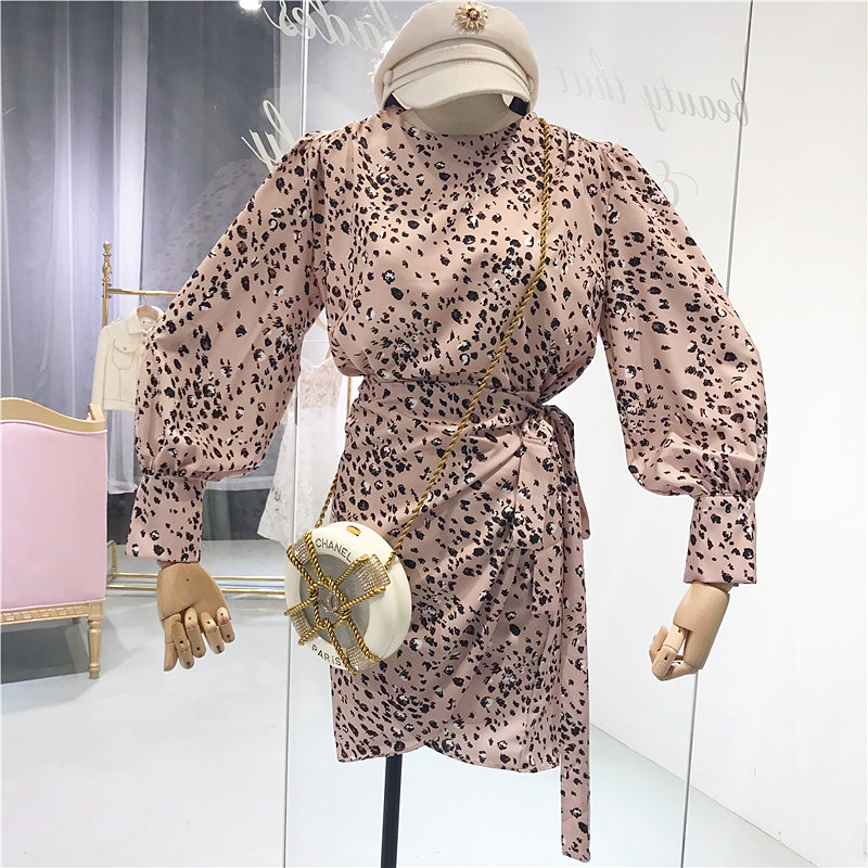 Hàn quốc phiên bản của eo cao Slim bandage floral Một từ váy nữ 2018 mùa thu mới cao đẳng gió dài tay áo hoang dã ăn mặc đầm hở lưng