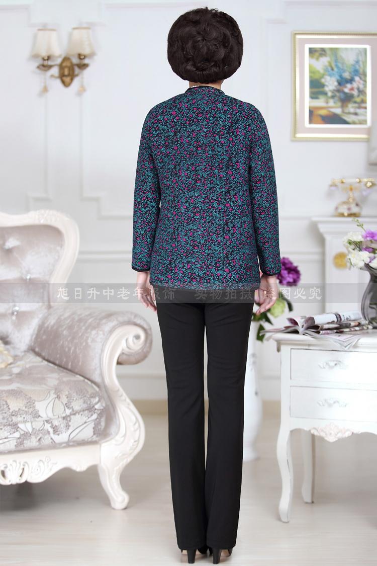 Bà mặc quần áo cotton mùa đông cho người già quần áo cotton cho mẹ mặc thun cộng với áo khoác cotton nhung cũ áo cho người trung tuổi