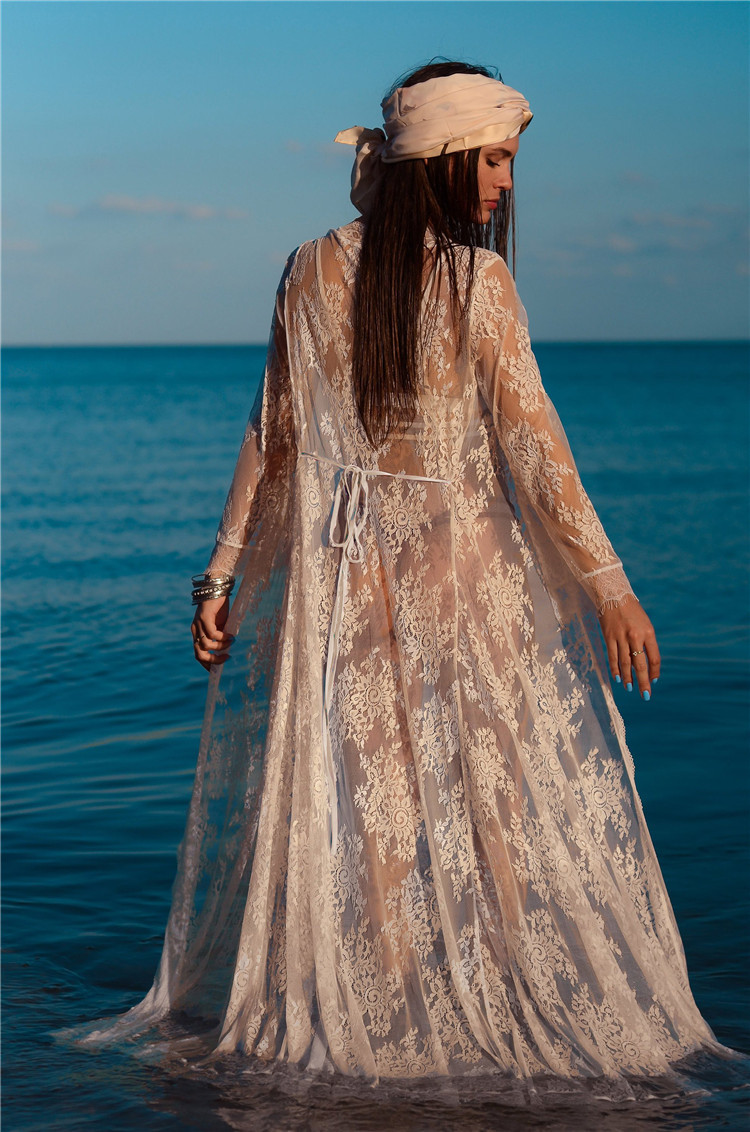 Style Sexy Lace Lace Panel Long-sleeve Beach Swimsuit Blouse Coat in Cover Ups