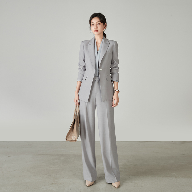 High-End Light Gray One-Button Business Suit Jacket Set for Women, Business Executive Elite Suit Formal Workwear High-End Light Gray One-Button Business Suit Jacket Set for Women, Business Executive Elite Suit Formal Workwear