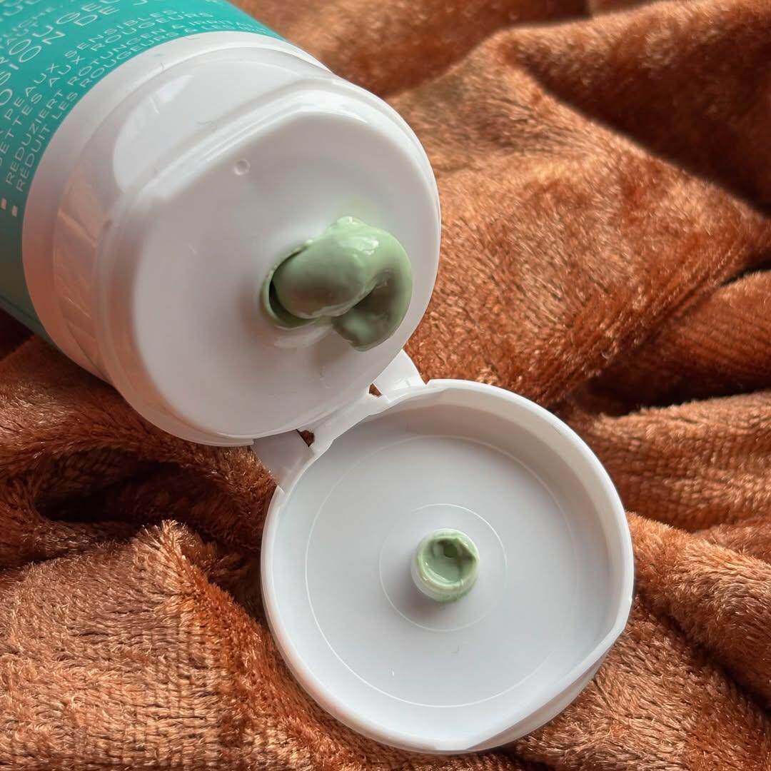 当瑞士的雪遇见红血丝,一场温柔的肌肤救赎_乳液_淘宝美妆网