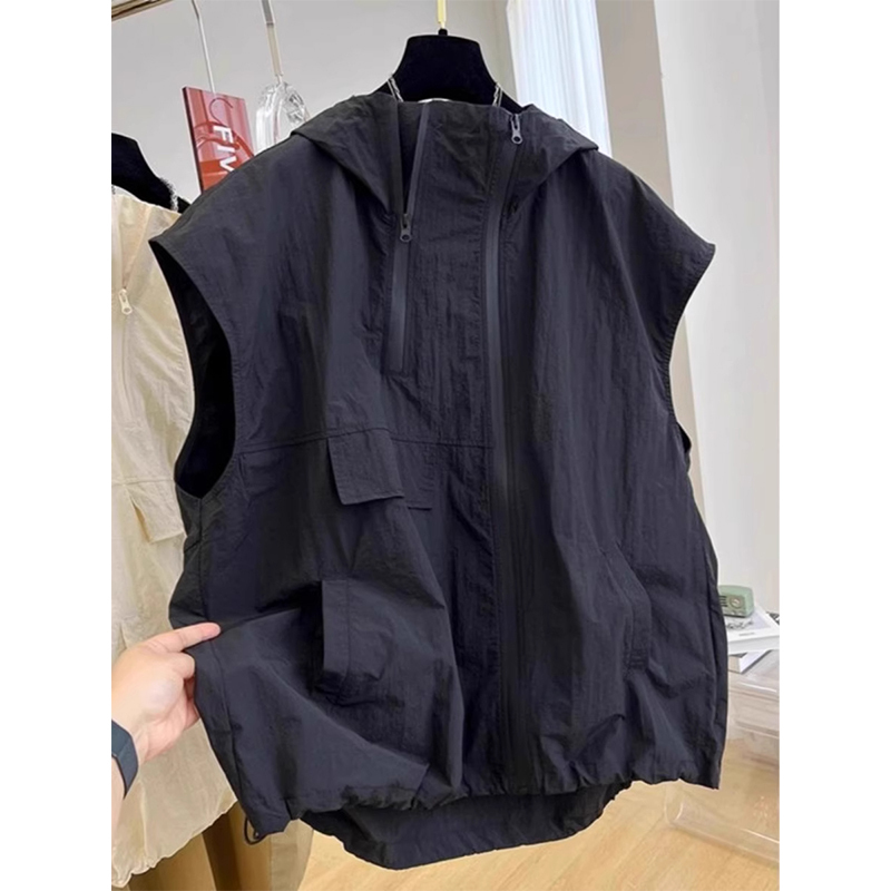 150kg Large Size Sleeveless Hooded Vest for Men and Women, Spring and Autumn ins Trendy Thin Loose Waistcoat Jacket 150kg Large Size Sleeveless Hooded Vest for Men and Women, Spring and Autumn ins Trendy Thin Loose Waistcoat Jacket
