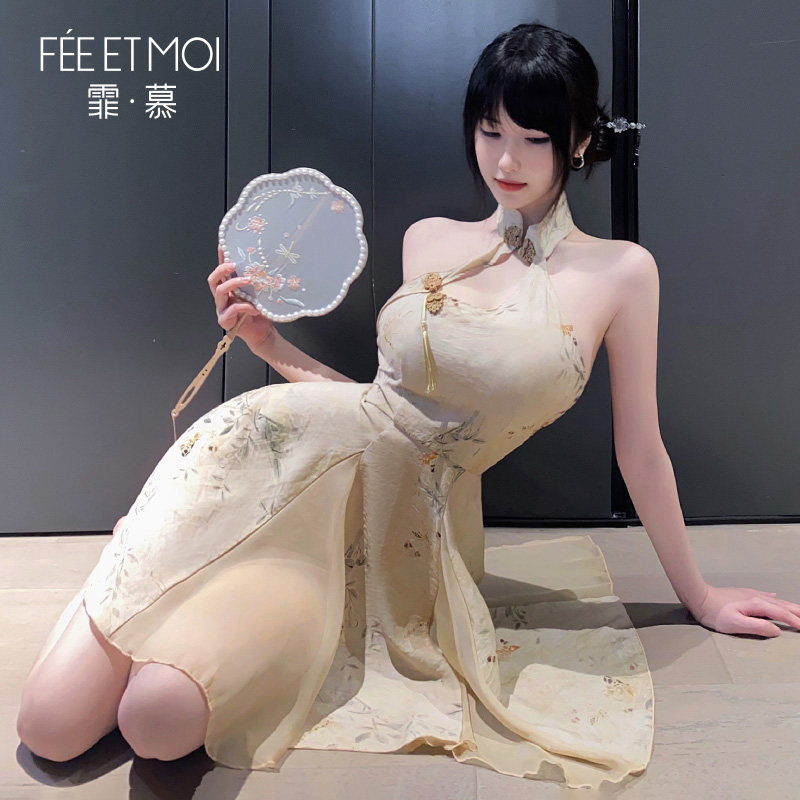 New Chinese Cheongsam Set detail 3