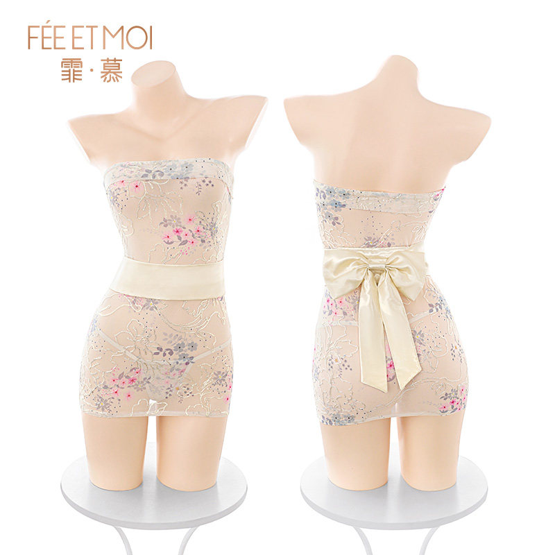 Modern Japanese Peekaboo Lingerie detail 4