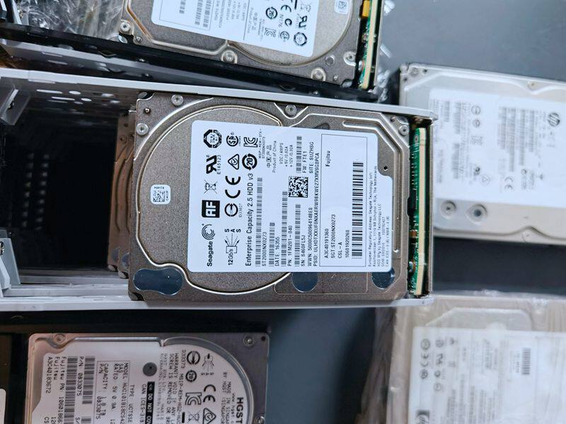 Seagate hitier ST2000NX0273 2TB 2 5 inch 7200 to turn SAS 12Gb server hard disc