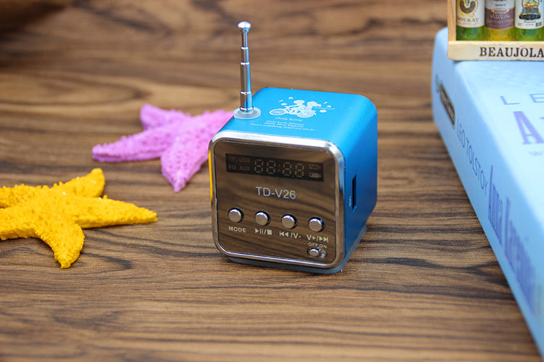 máy nghe nhạc mp3 Pocket FM radio màn hình kỹ thuật số hiển thị thẻ loa Mini Walkman mp3 điện thoại di động loa siêu trầm nhỏ âm thanh nổi - Máy nghe nhạc mp3 	máy nghe nhạc benjie