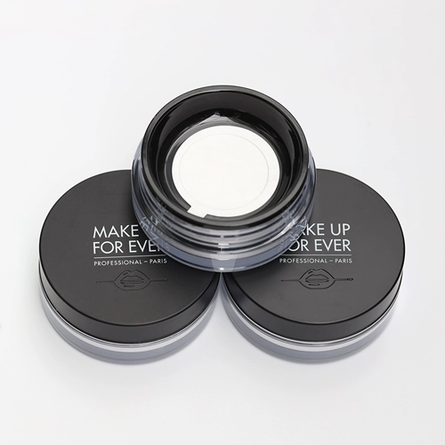 Прозрачная рассыпчатая пудра, нюдовая база под макияж, не оставляет следов