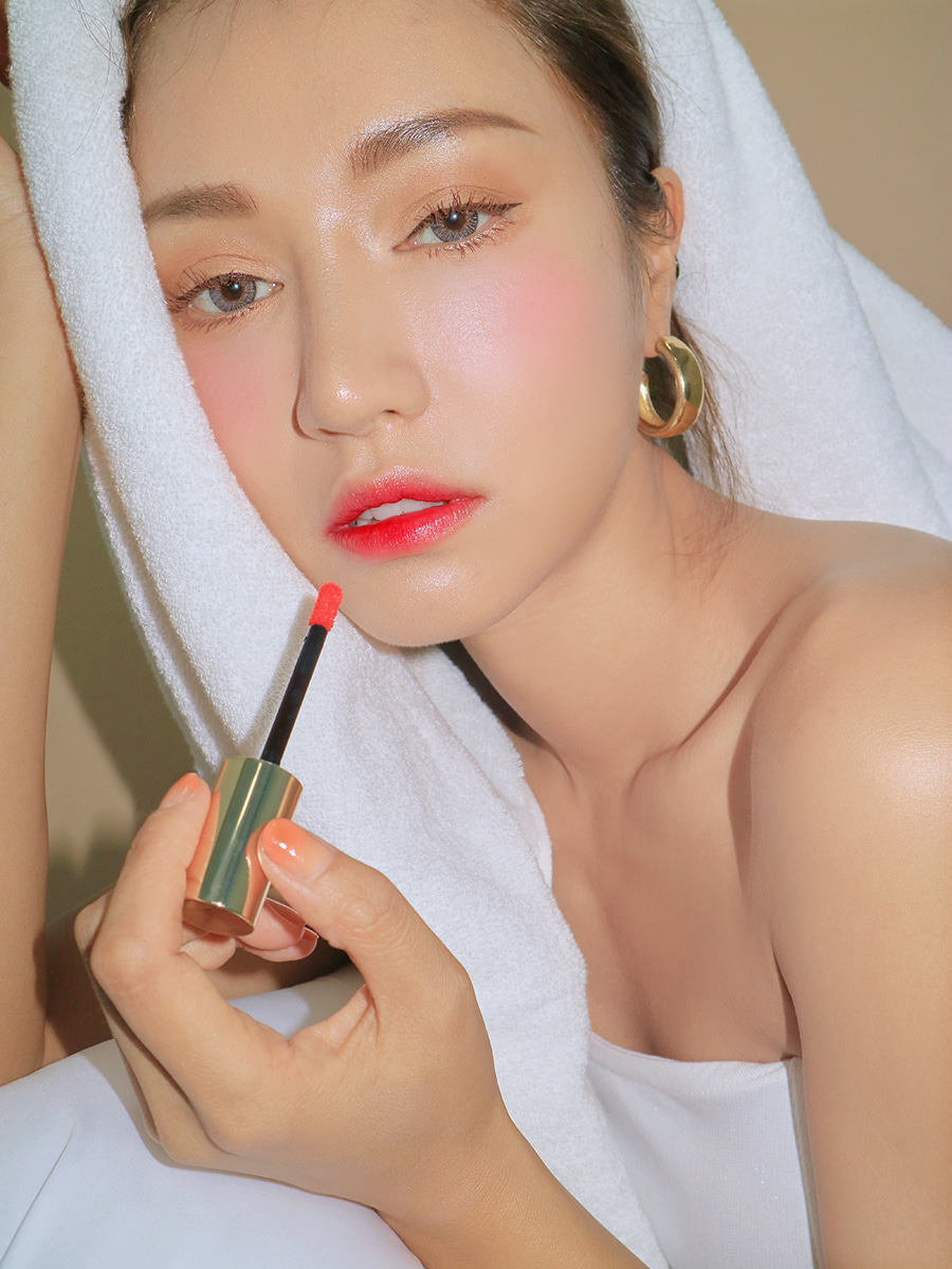 3ce nhuộm môi dạng lỏng TAY A LAYER tin đồn lip glaze dưỡng ẩm nhẹ màu môi cắn môi #iron đỏ - Son bóng / Liquid Rouge 	son bóng ko màu	