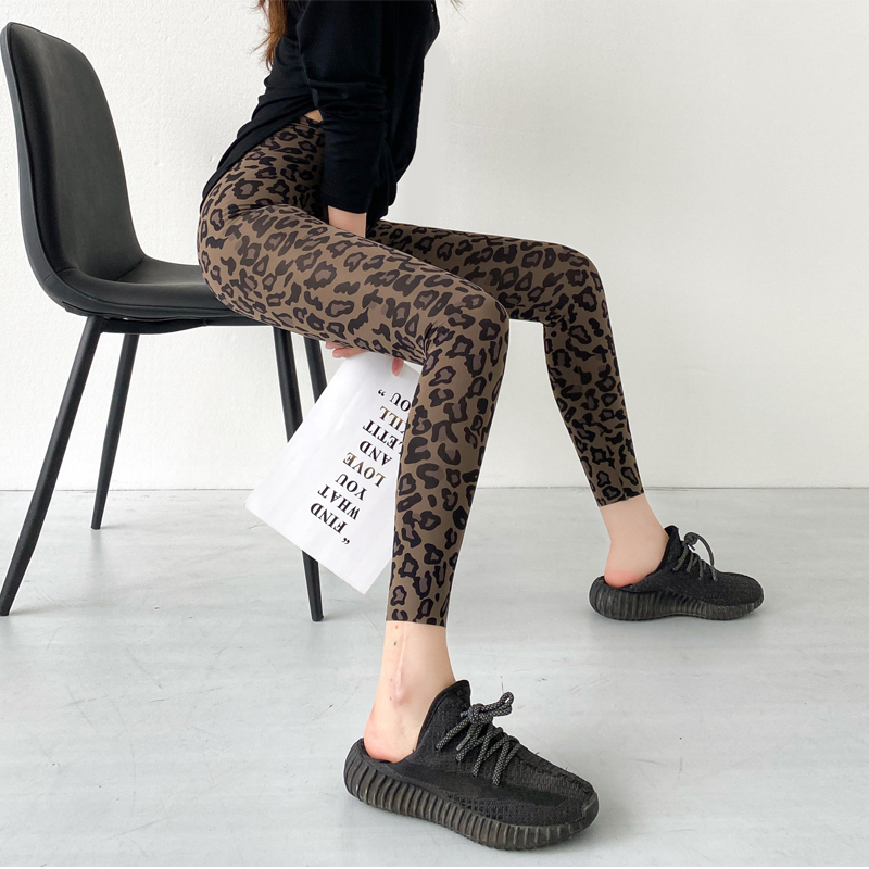 Apckflee Leopard Print Shark Pants for Women, Suitable for Wearing Outside in Autumn and Winter, High-Waisted, Fleece-Lined, Thickened Leggings, Butt-Lifting, Tummy Control Yoga Pants