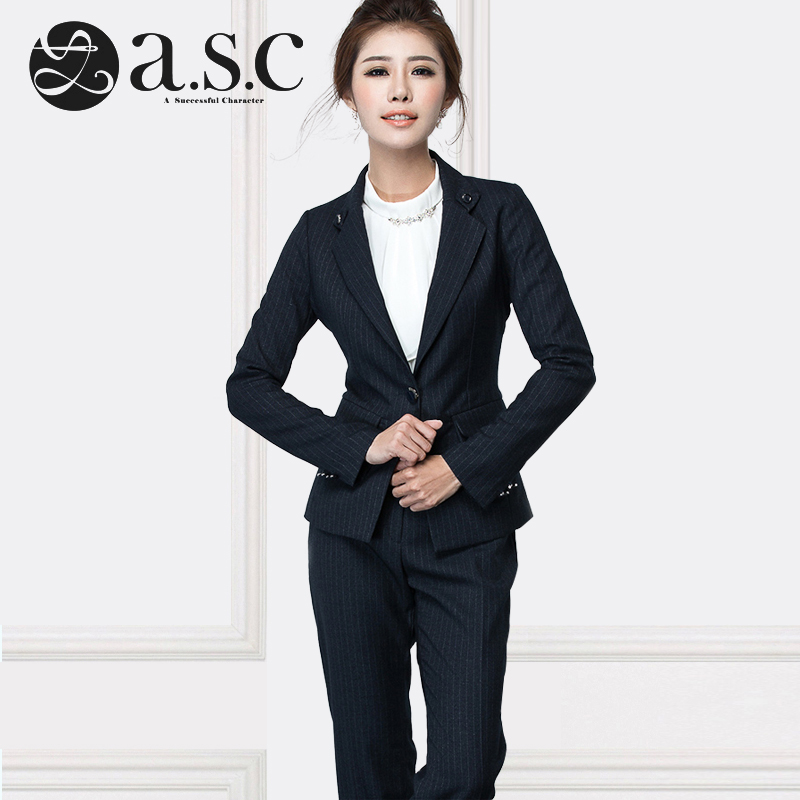 Tailleur femme - Ref 3242085 Image 3