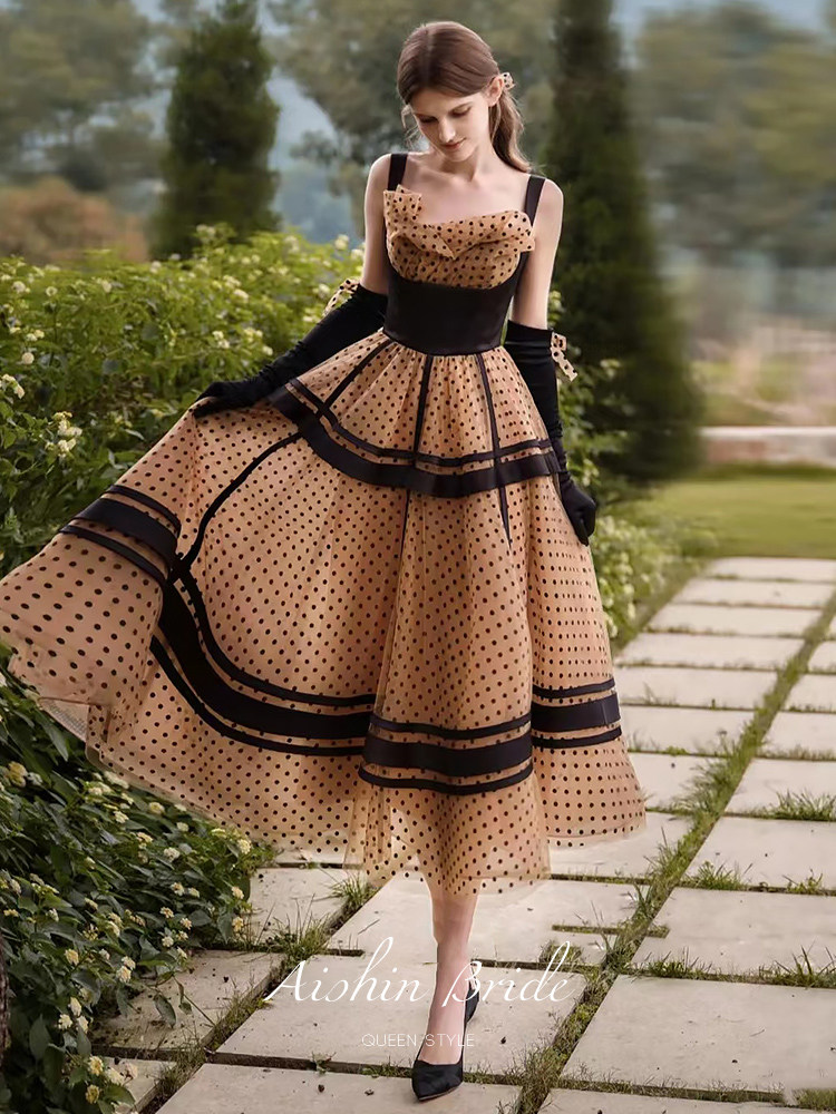 Evening dress 2022 new banquet temperament art test host engagement light luxury niche high-end female bride toast clothing