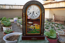 Old objects old-style bell hanging clocks Cultural Revolution Antiques Nanjing Yangtze River Bridge Folk Coffee House nostalgic bar Studios nostalgia