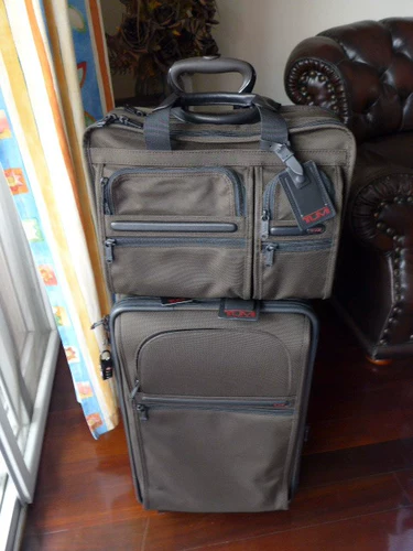 TUMI 22 -INCH TIE BOX назад Оригинальный Limited Limited Coffee 2014 Новая модель
