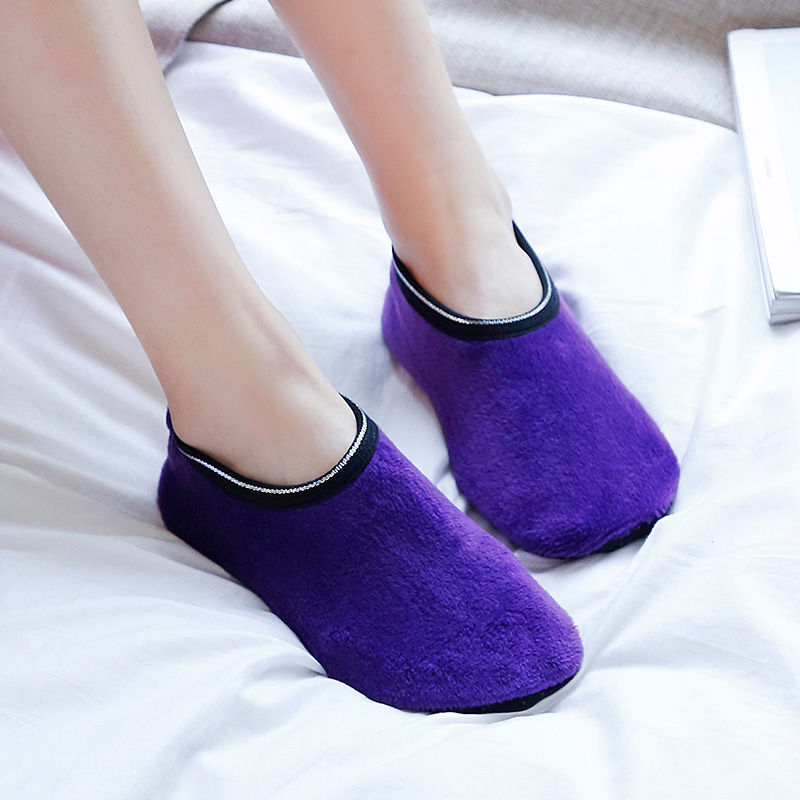 Mùa thu và mùa đông cộng với nhung ấm áp nhà người lớn nam và nữ vớ sàn trung tâm giáo dục sớm trẻ em vớ chống trượt đặt logo tùy chỉnh tất lười nam