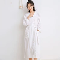 Белая женщина [Walv Ge Ge]