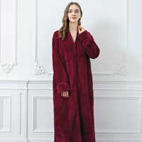 С молнией, бордовый