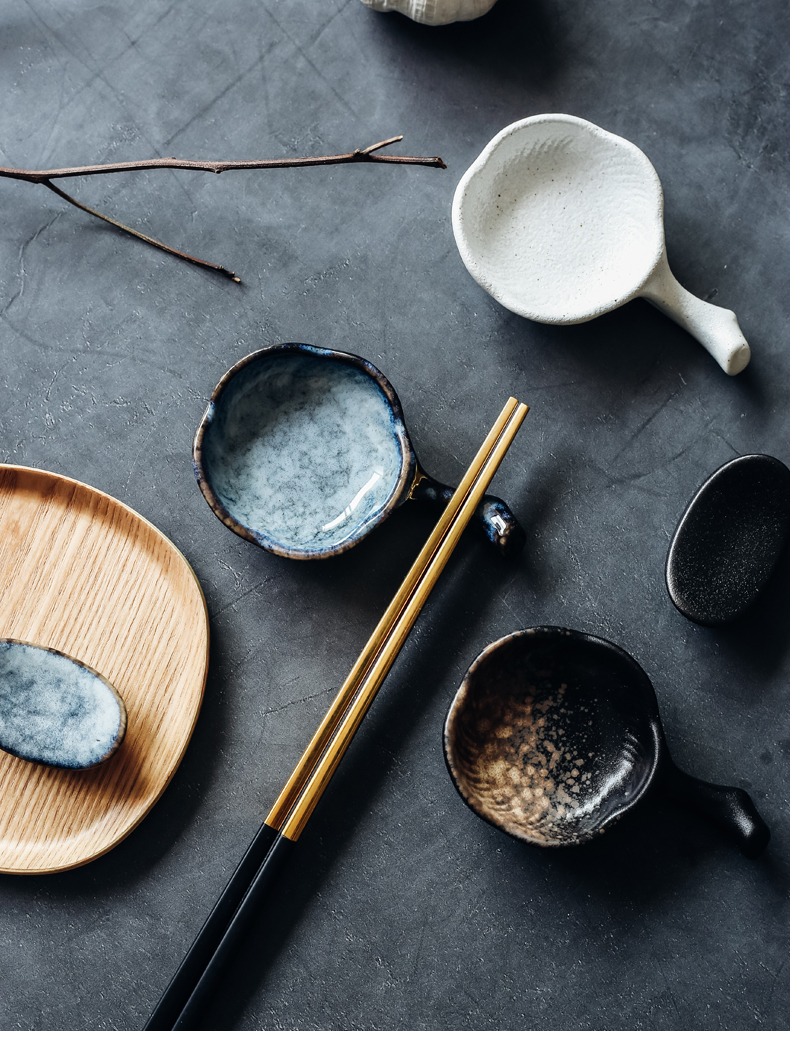 Irregular disc ceramic chopsticks chopsticks frame supporting small plate with the handle name plum flavor dish creative snack dish of sauce dish of ltd.