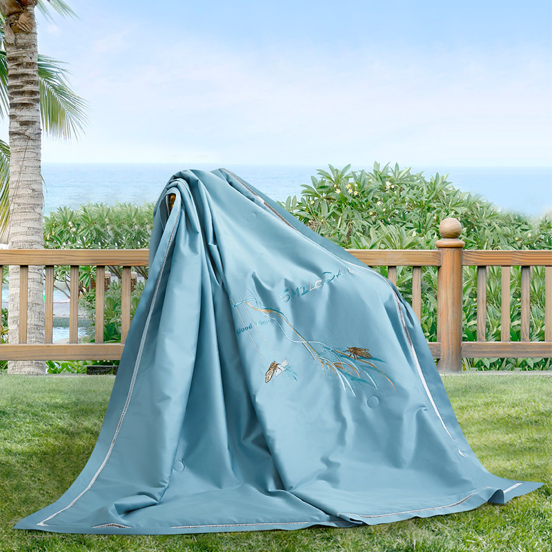 Yida Home Textile Super Soft Filler Alcohol Clean Cotton Satin Cotton Embroidered Summer Cool Quilt Washable New Product