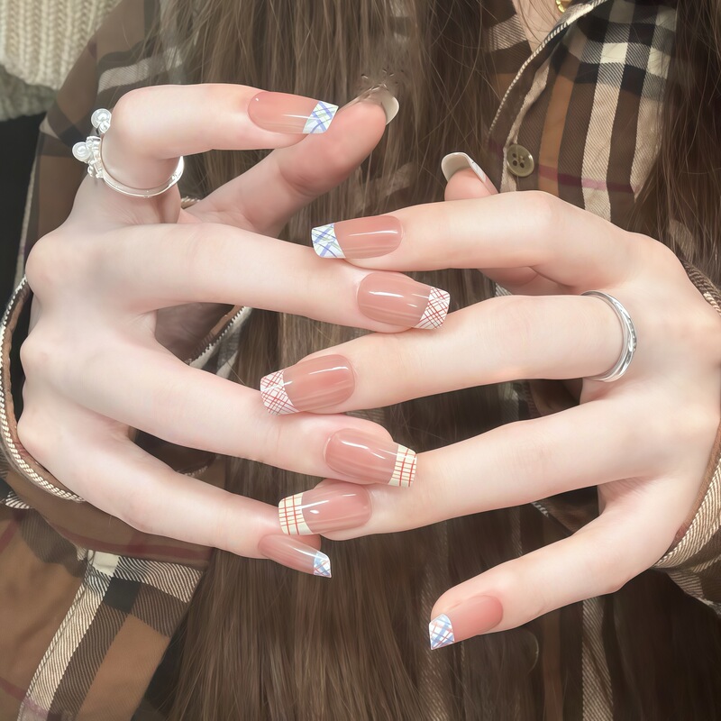 Colorful Diamond-Patterned French-Style Nail Tips, Nude Color with a High-End Feel, Chanel-Style Nail Stickers, Removable Nail Pieces
