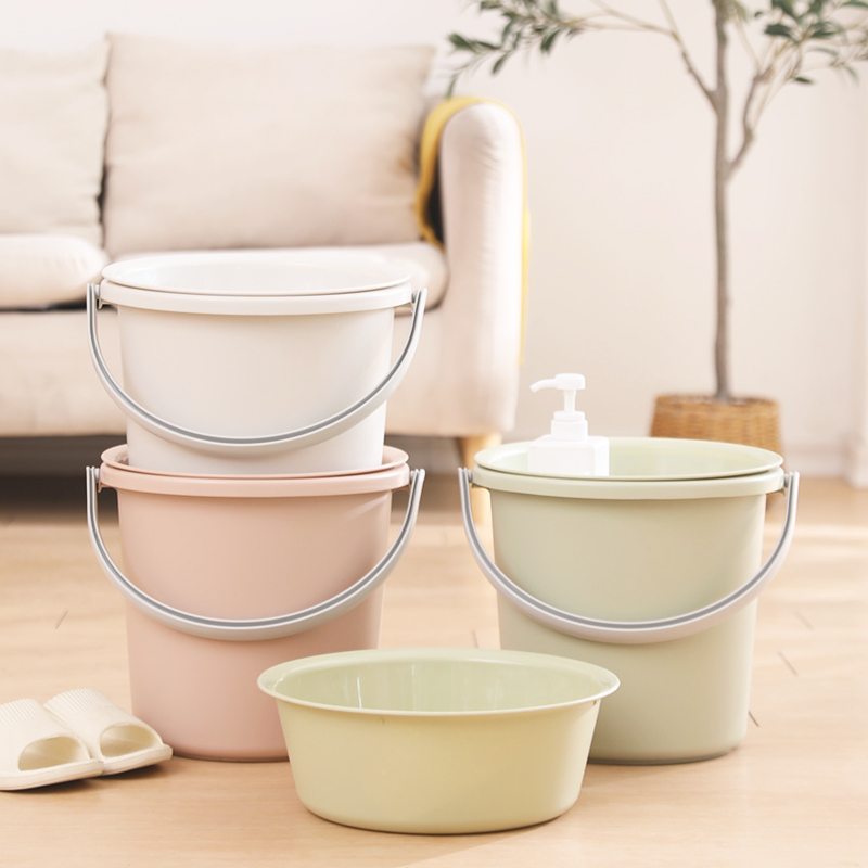 Thickened plastic bucket portable size family dormitory laundry bath round washbasin multi-functional storage bucket