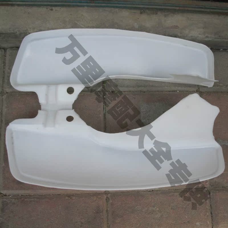 Kính chắn gió phía trước xe máy / thế hệ của thiên thần nhỏ Jincheng / TR36L / JC50Q / JC70A / Charlie DAX - Kính chắn gió trước xe gắn máy kính chắn gió vision