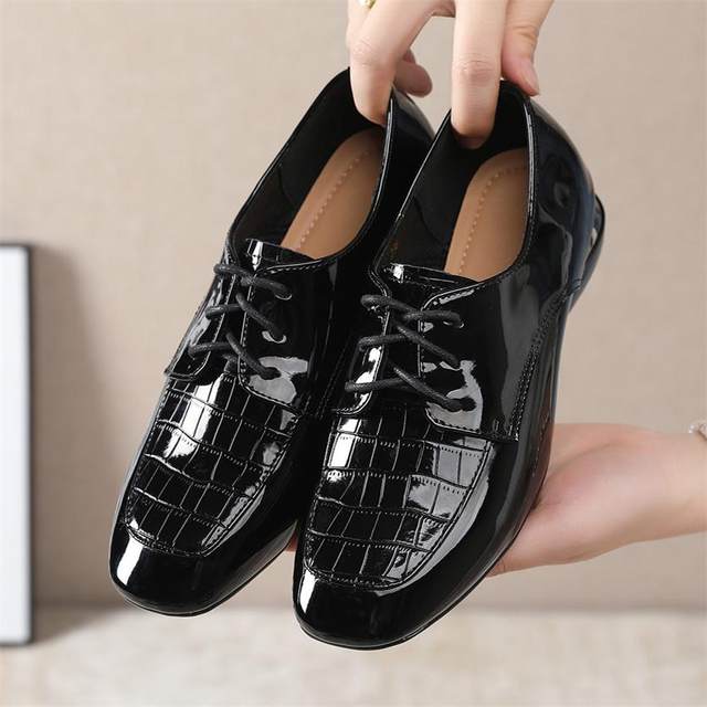 Shanghai Huapai Women's Genuine Leather Shoes 2024 New Spring and Autumn Deep-Cut Lace-Up Small Leather Shoes Flat Soft Leather Loafers Large Size