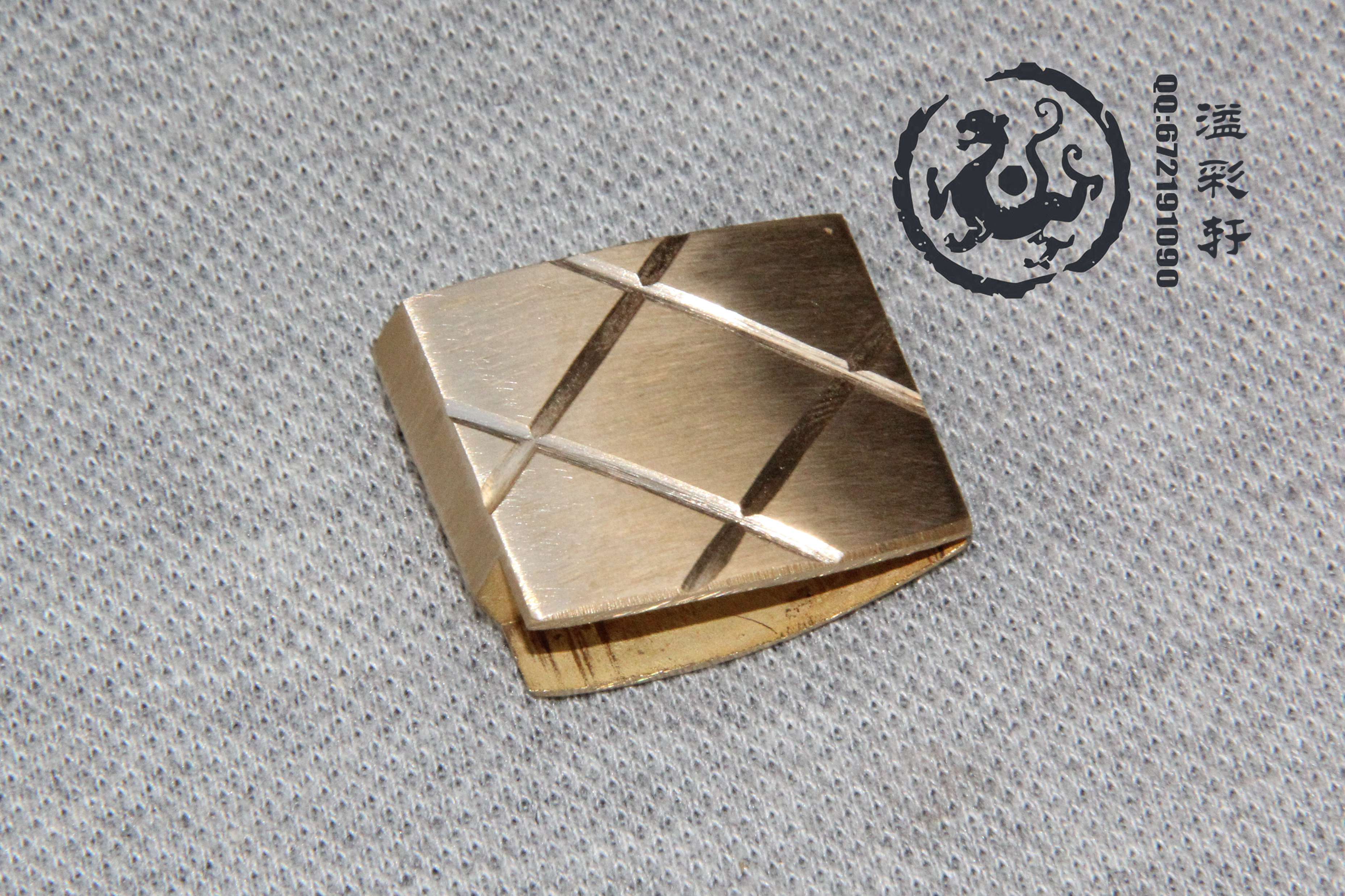 Japanese Samurai Army Navy 98 Hand-carved flower-stained brass-clad gold gear 5#