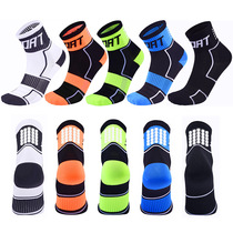 Cycling socks Professional night riding reflective cycling socks Breathable Bicycle socks Sports running socks Fitness
