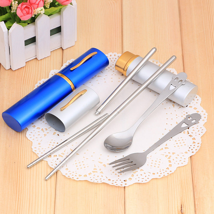 (environmentally friendly portable stainless steel folding chopstick spoon fork with three sets) barbecue outdoor equipped with camping supplies