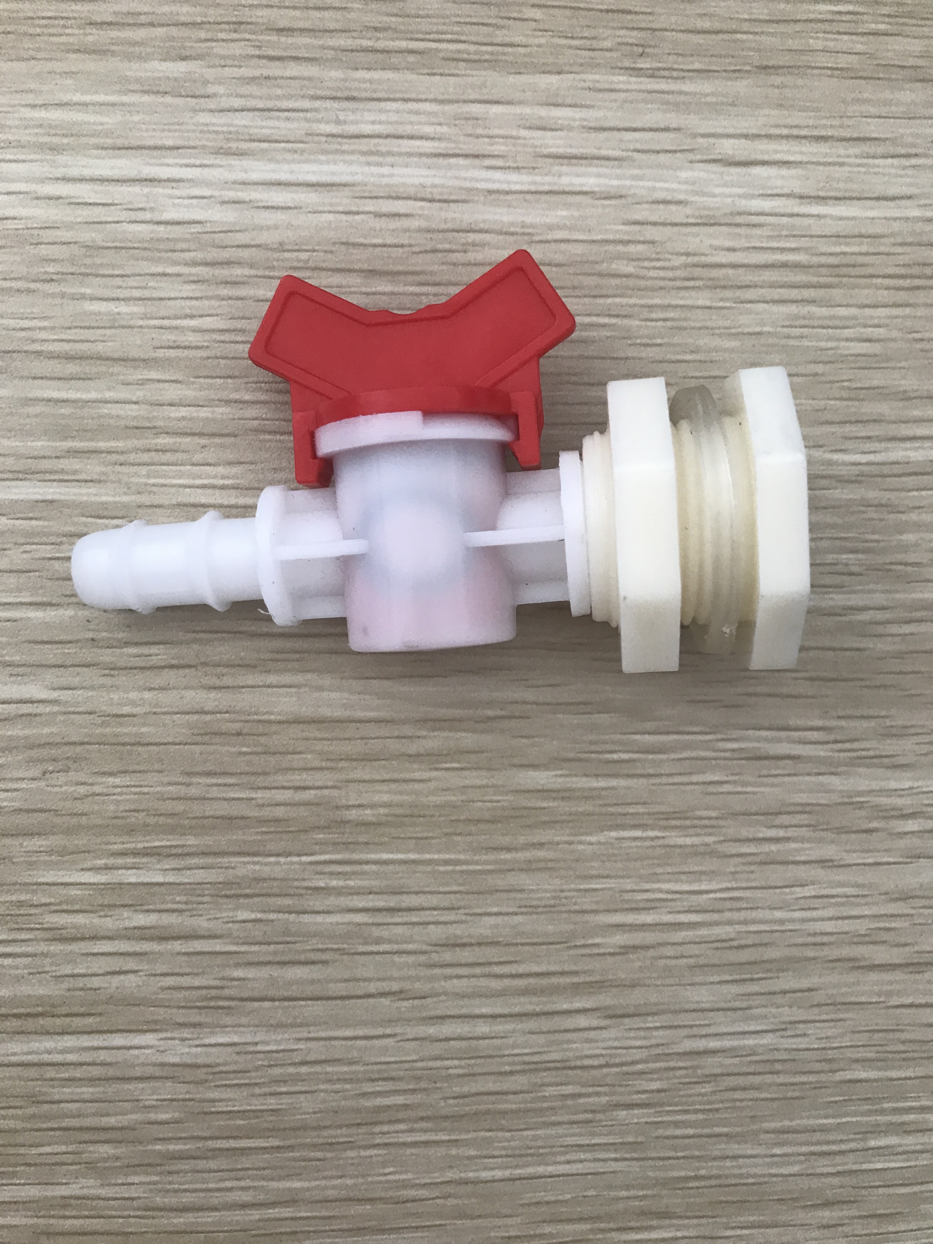 Weekly box punch water valve needs to be taken together with the weekly box single shot does not ship