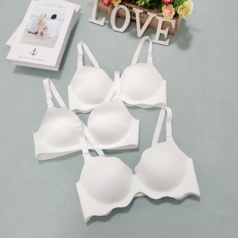 White no steel ring a piece of unscarred underwear female sensational breast large breasted plethora with a bra thick and thin