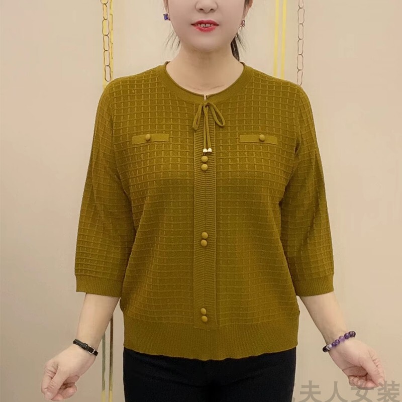 Mom's Spring and Summer Popular Three-Quarter Sleeve Knit Top, Stylish Base T-Shirt, Loose and Age-Reducing, Trendy Blouse for Women