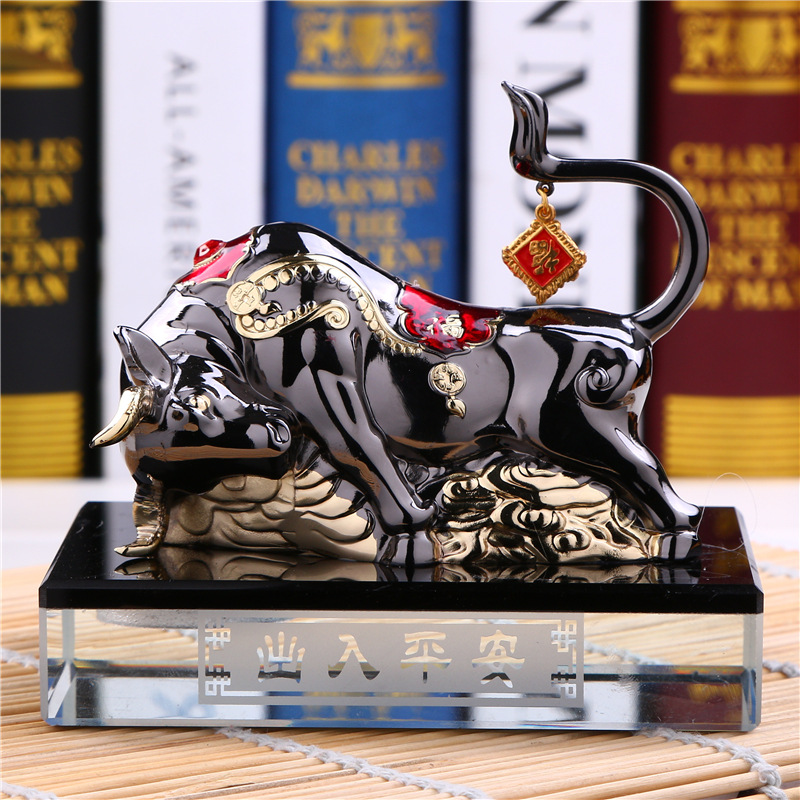 Car ornaments arrogant men's car center console Ox year mascot car interior decoration supplies Daquan