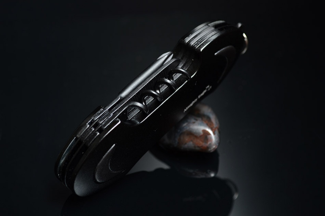 Eagle C7 Dao gấp đa chức năng Swiss Tech Knife Dao tự vệ Khóa dao ngoài trời cầm tay dao quân đội Thụy Sĩ