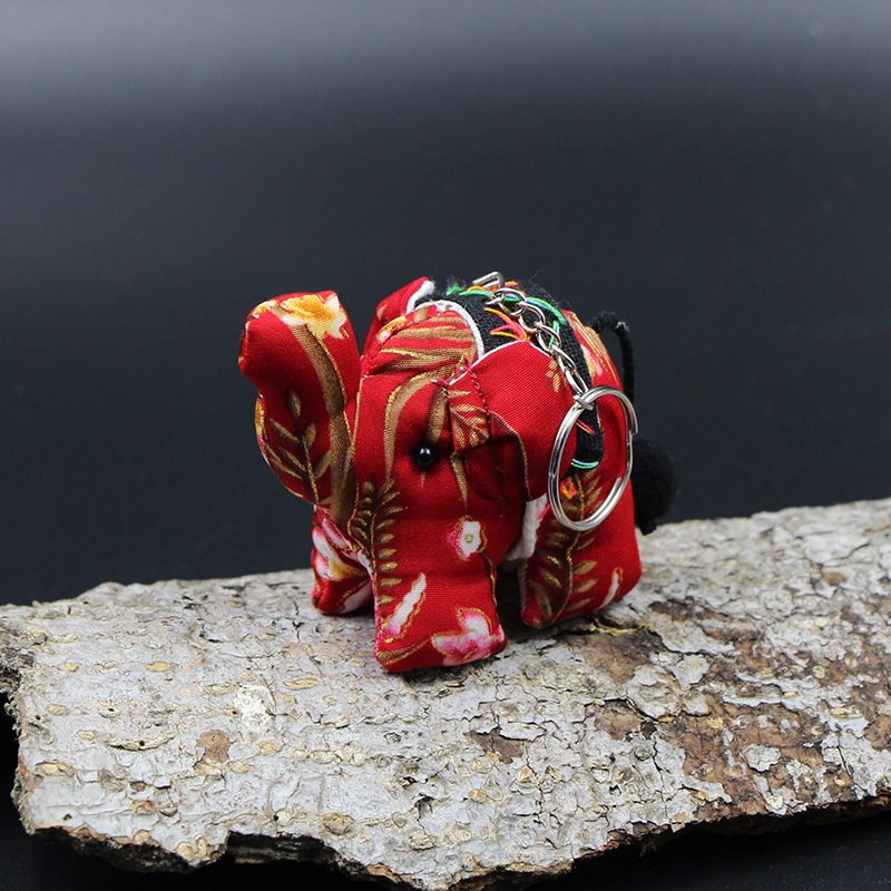 Ethnic style handmade flower cloth elephant small elephant bag trailer key chain lucky elephant southeast Asia tourist souvenir gift