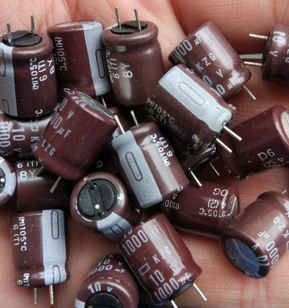 Electrolytic capacitor Japan KZG HF 105 degrees 10V1000UF Spot 10 * 12 5 1000UF 10V 