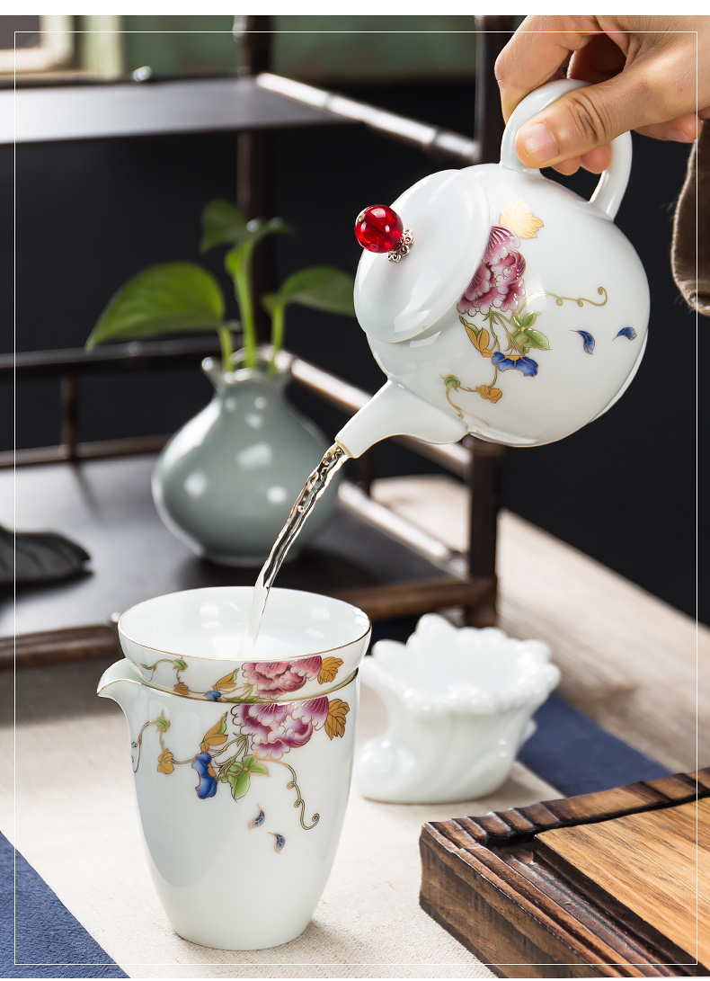 In building a complete set of blue white porcelain kung fu tea set shadow green tea tureen tea tea see colour porcelain tea set