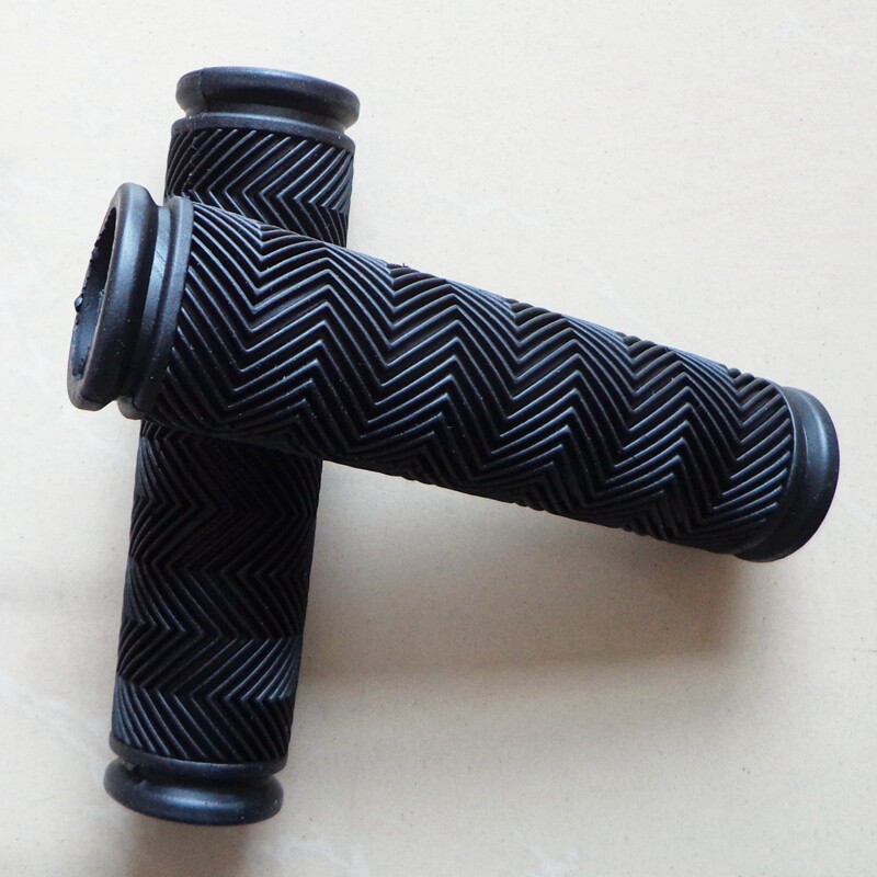 Bike handle set mountain bike dead fly bike folding bike universal soft rubber put gloves non-slip handle cover